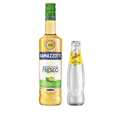 Eine Flasche Ramazotti Aperitivo Fresco 0,7 l und eine Flasche Schweppes Indian Tonic Water 0,2 l