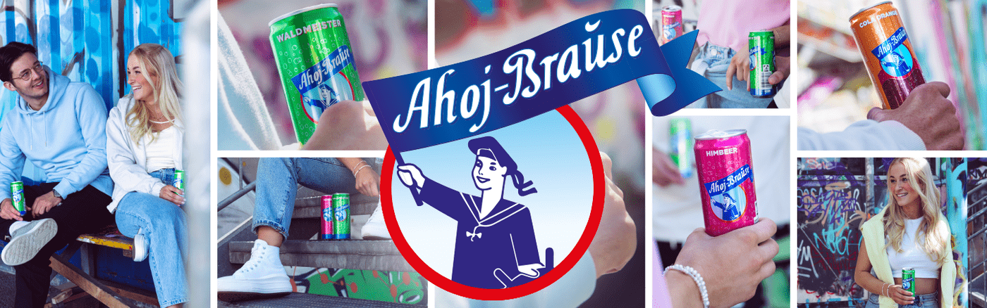 Ahoi Brause Collage aus mehreren Bildern, darunter auch ein glüclikcher Mann und eine glückliche Frau , die die Dosen halten